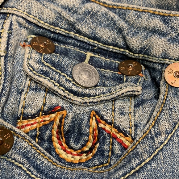 🌹Y2K VINTAGE TRUE RELIGION • Low Rise Stretch Cut Blue Denim Shorts - Picture 3 of 14